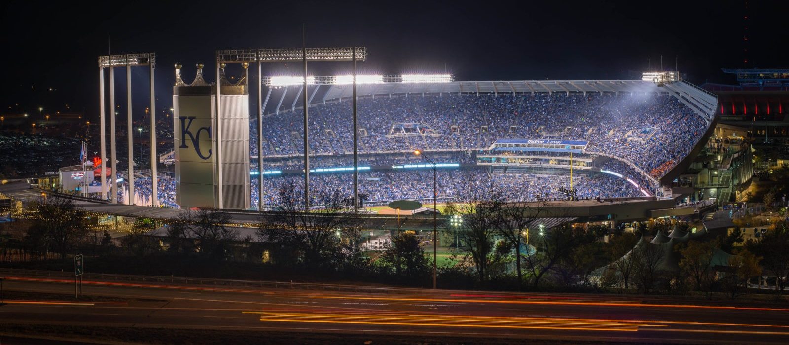Outside view of the entire Kauffman Stadium