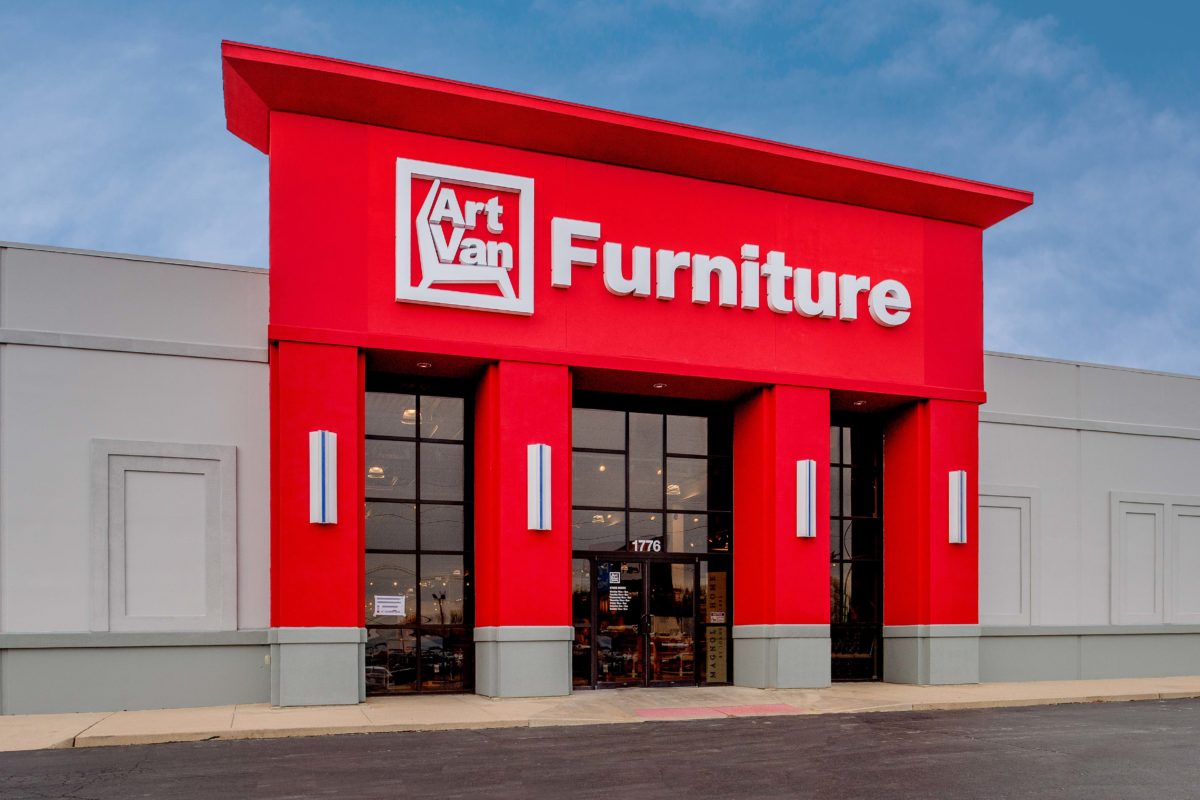Front of Art Van Furniture