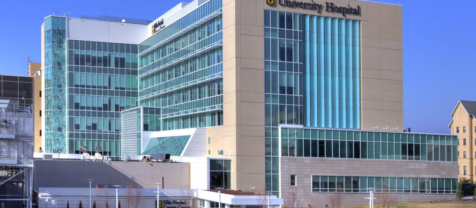 UMHC Patient Care Tower building