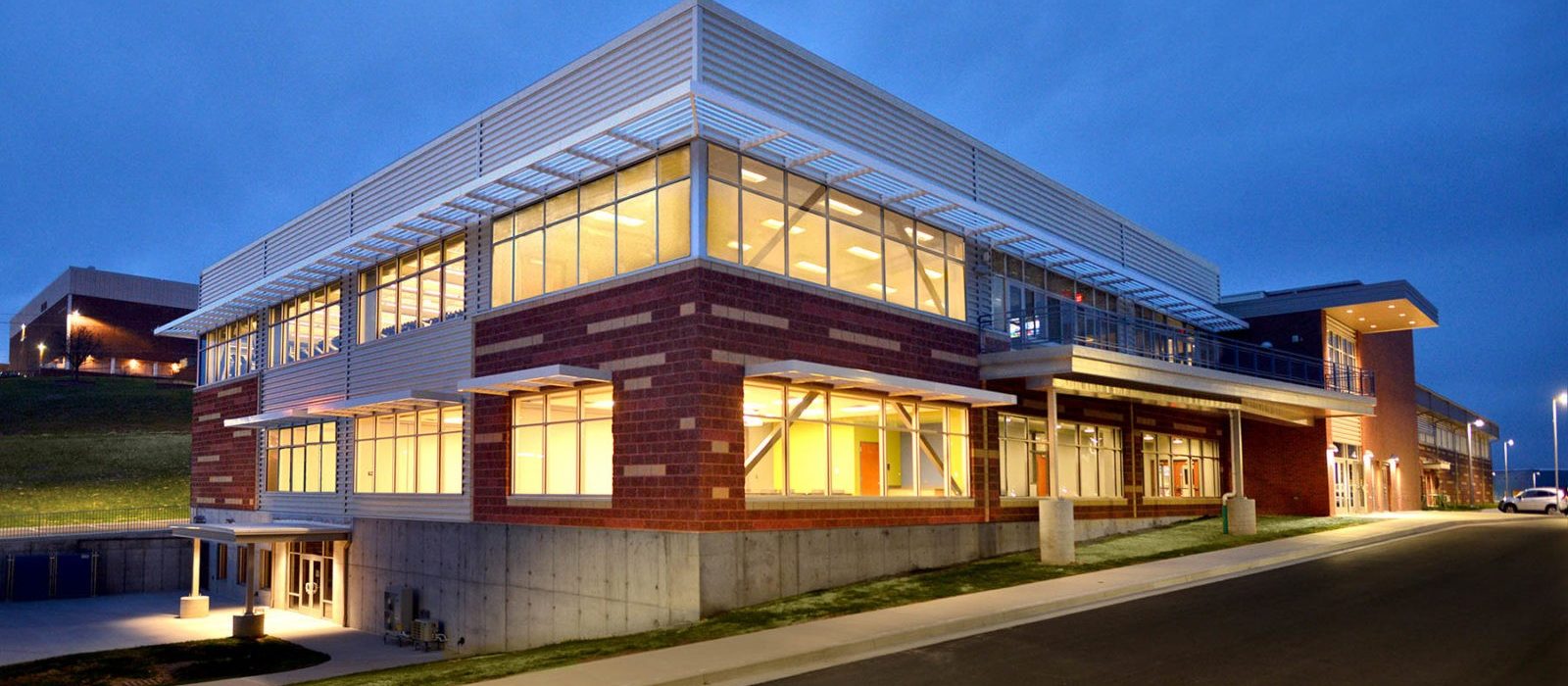 Side view of The Linc